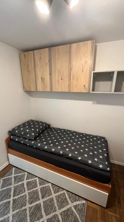 Auberge de jeunesse Warszawa Wola Pokoje Extérieur photo