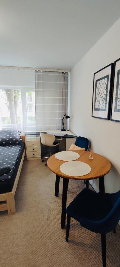 Auberge de jeunesse Warszawa Wola Pokoje Extérieur photo