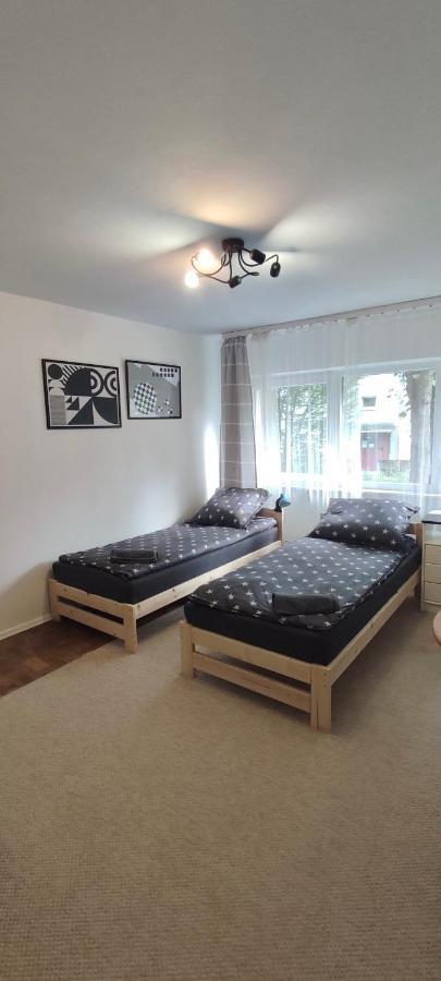 Auberge de jeunesse Warszawa Wola Pokoje Extérieur photo